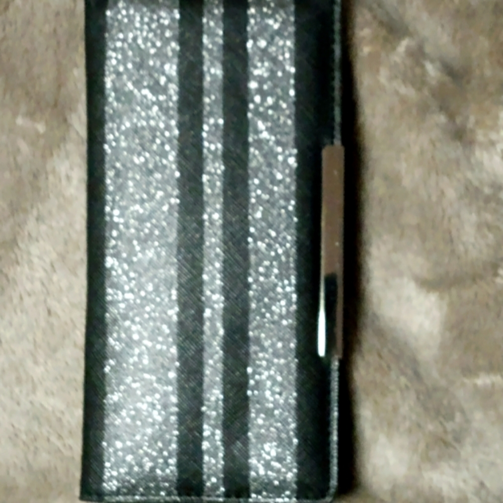 Kate Spade snap glitter wallet